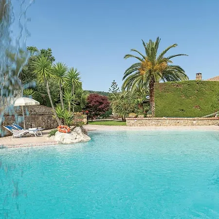 Holiday home Cozy In Laurena Cilento Sa With Kitchen