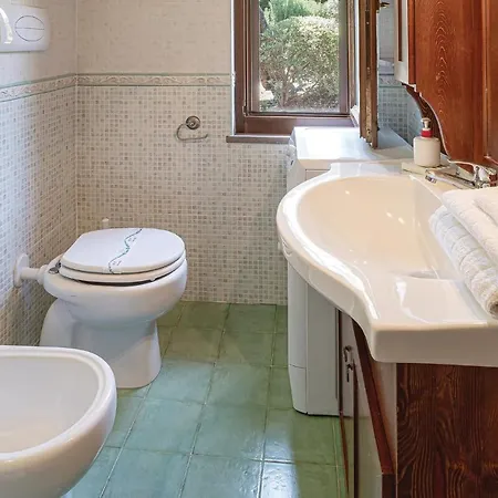 Cozy In Laurena Cilento Sa With Kitchen * Laureana Cilento